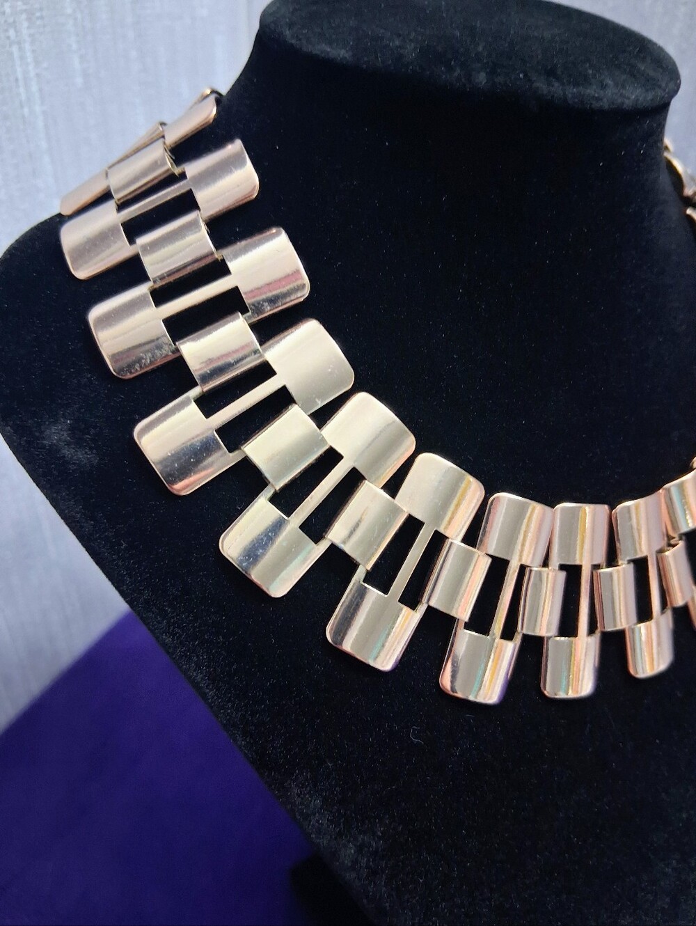 Vintage 60s Ethnic Revival Necklace Gold Tone Brick Link Statement Jewelry - Picture 3 of 11